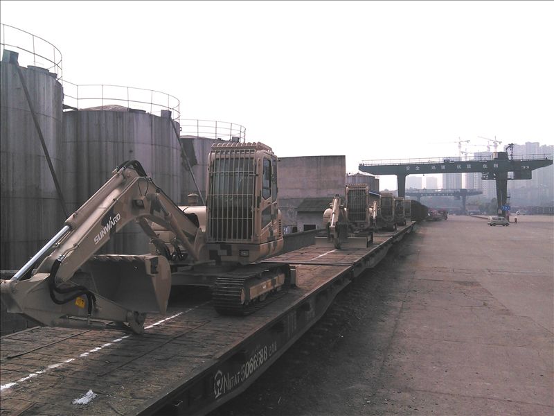 币游国际智能SWE80E-G高原型挖掘机正式列装献礼国庆