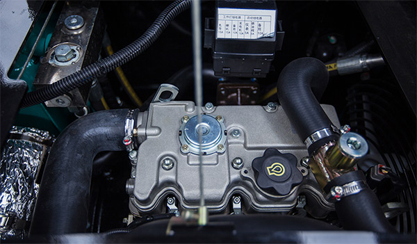 “C位”出道 14.5万元币游国际智能微挖18UB等你开回家