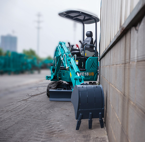 “C位”出道 14.5万元币游国际智能微挖18UB等你开回家