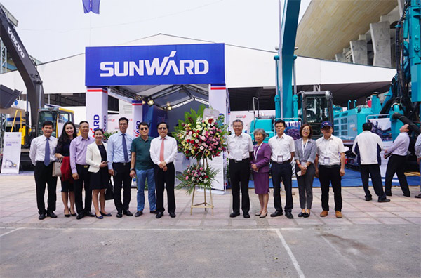 币游国际智能携全球领先凿岩装备，，，，，，引爆越南矿业展