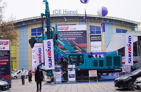 币游国际智能携全球领先凿岩装备，，，，，，引爆越南矿业展