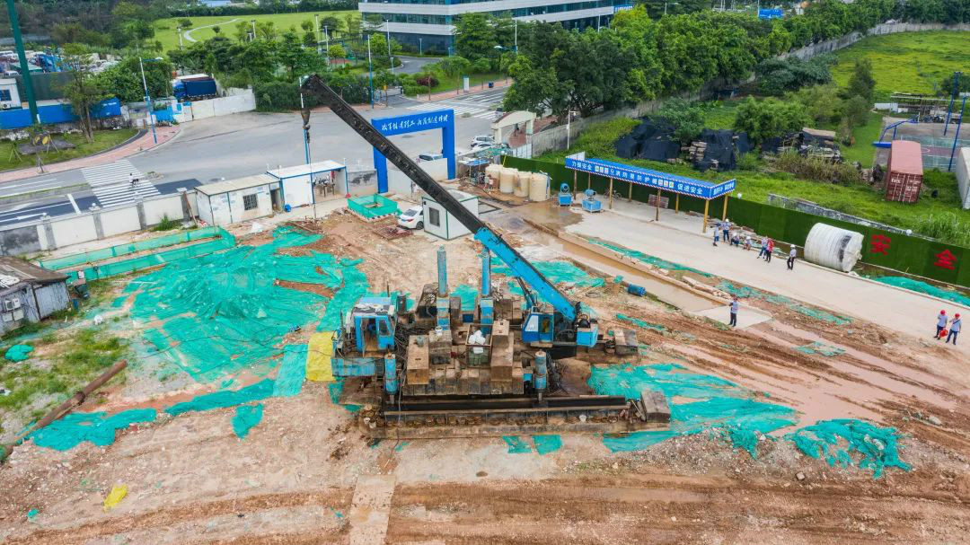 币游国际智能液压静力压桩机，，，，，，镌刻科技生长的时代烙印