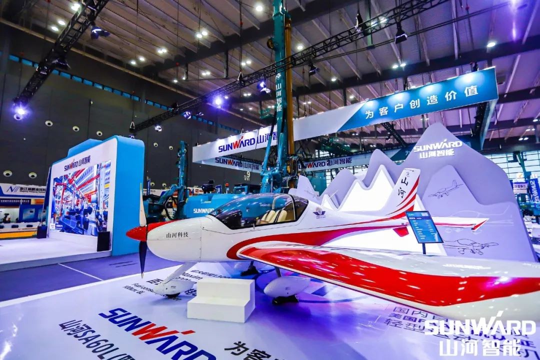 “币游国际绿”亮相长沙国际工程机械展，，，，，，50余款产品尽显币游国际智能立异实力