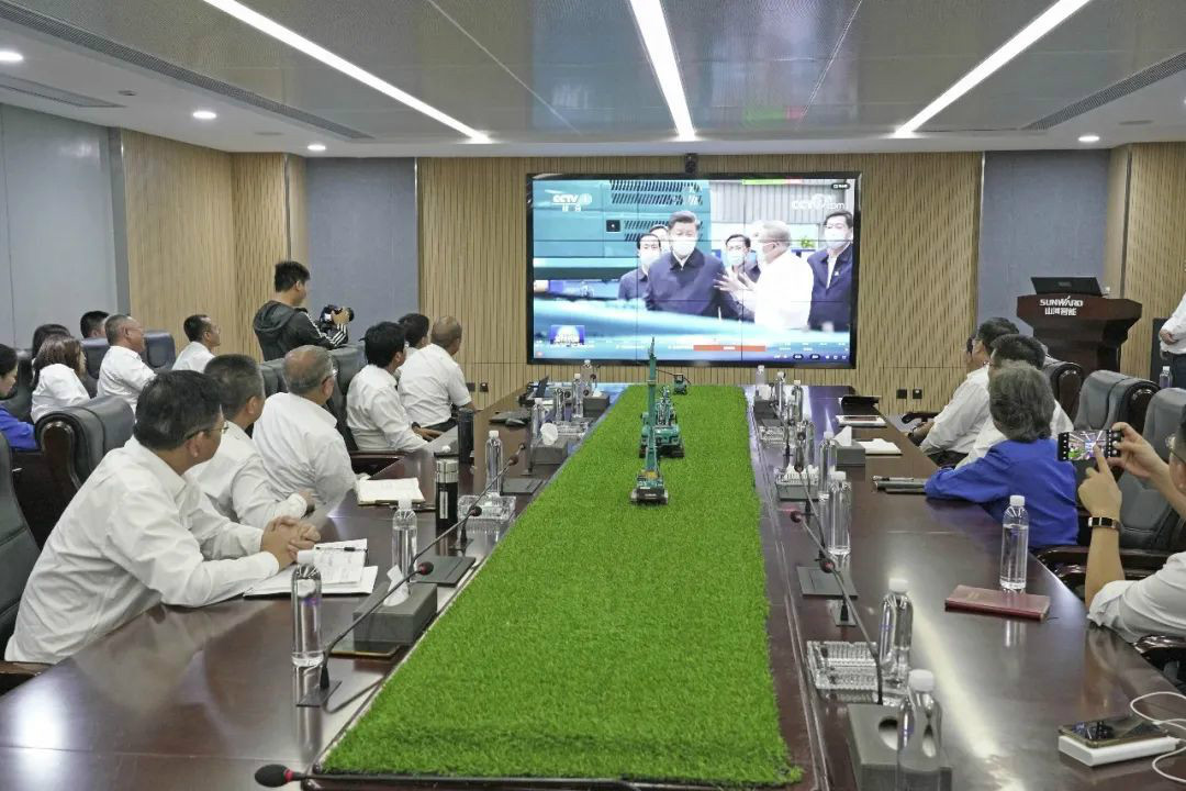 总书记“点赞”币游国际立异，，，币游国际智能集中收看《新闻联播》