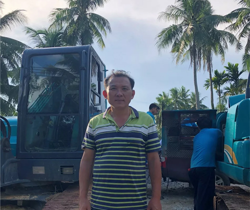 作为村里的创富标杆，，，陈老板的∶院爱将”事实是谁？？？？？