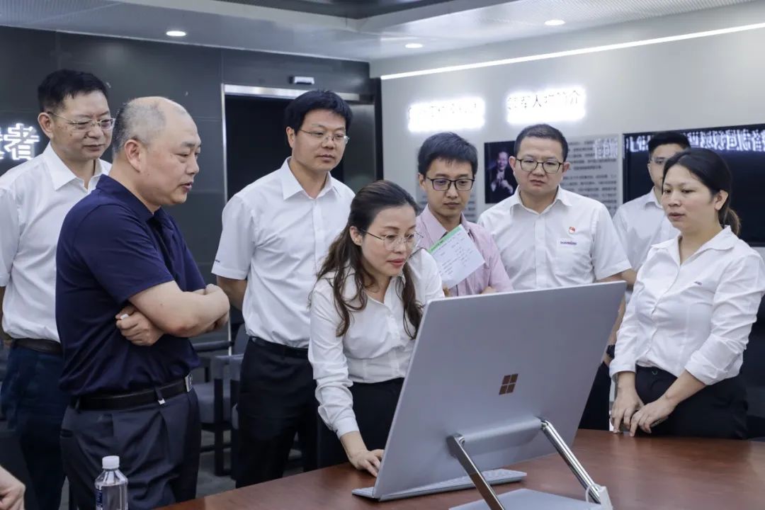 国防科大北斗团队考察币游国际智能