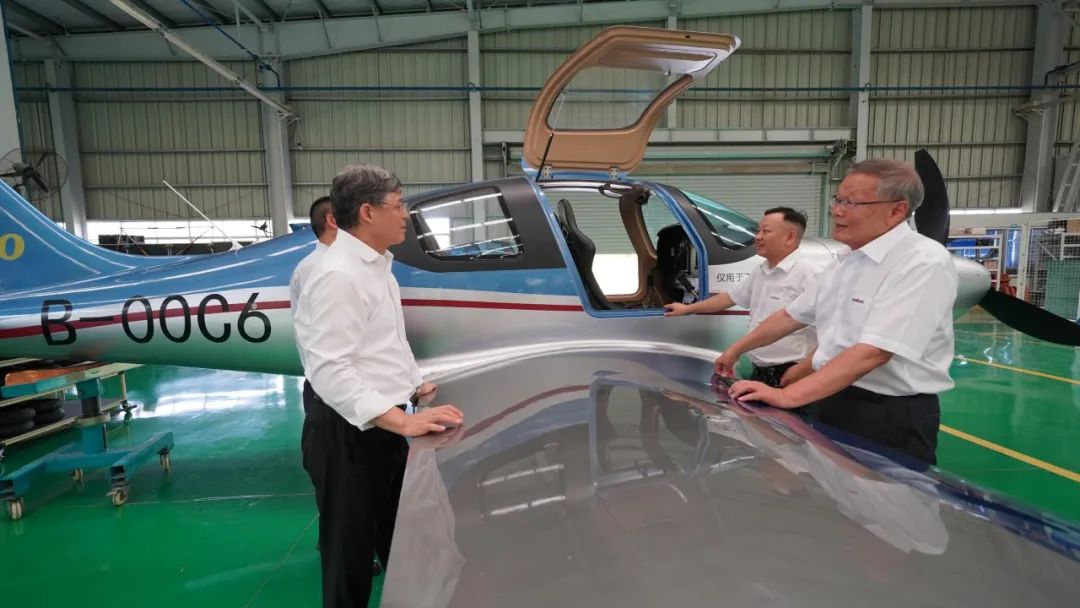 中国民用航空局总工程师殷时军率队考察调研币游国际科技