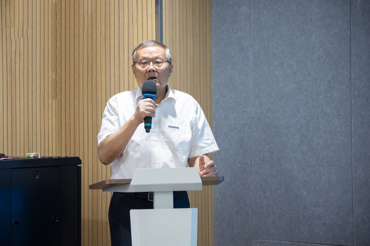 强化治理重心下移，，，，，币游国际智能开展向导力培训助力公司高质量快速生长