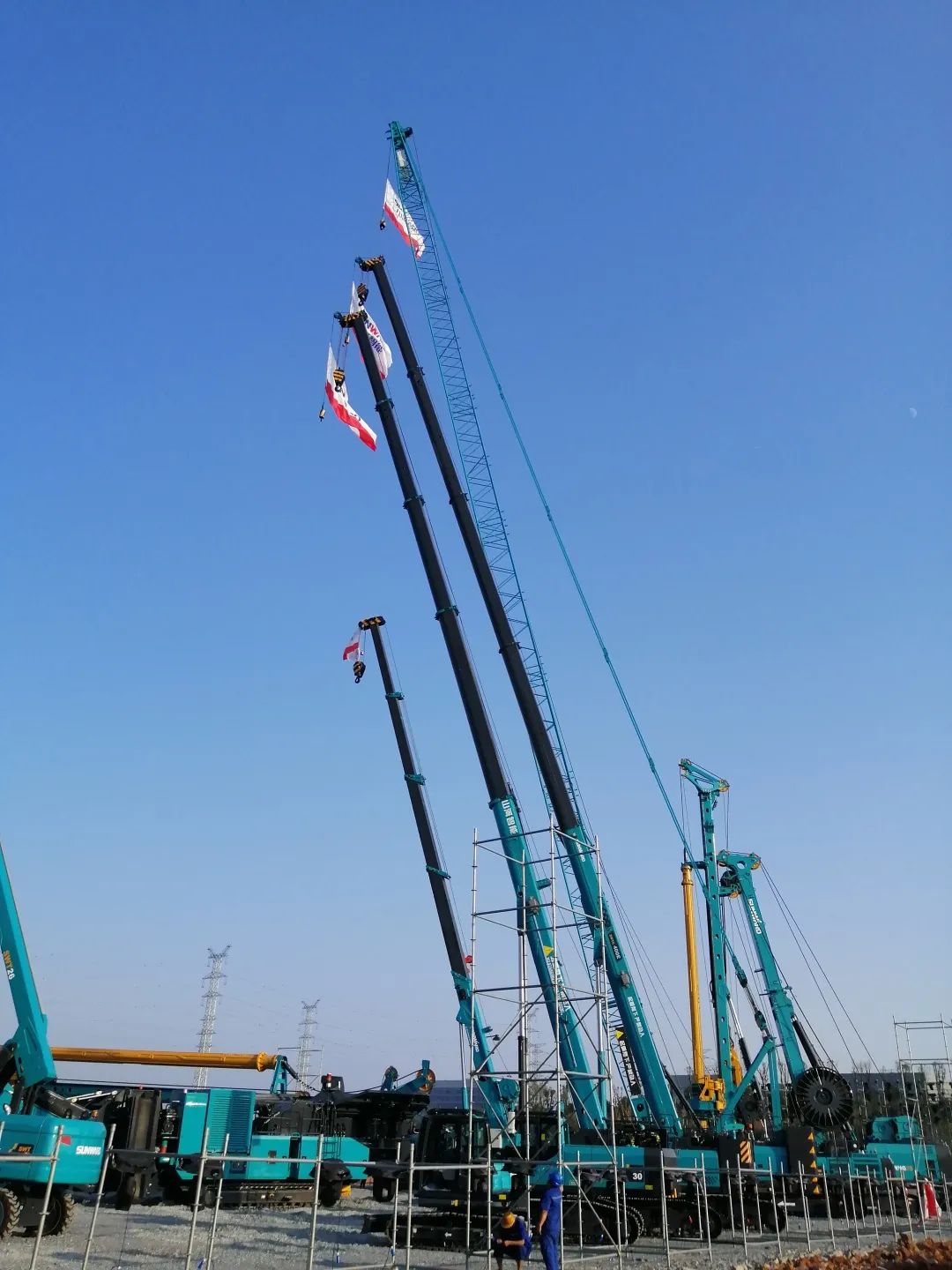 “重”磅出击！币游国际智能起重机械组团“登场”