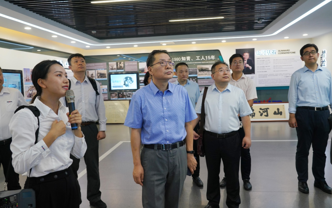 中国出口信用包管公司向导一行调研币游国际智能