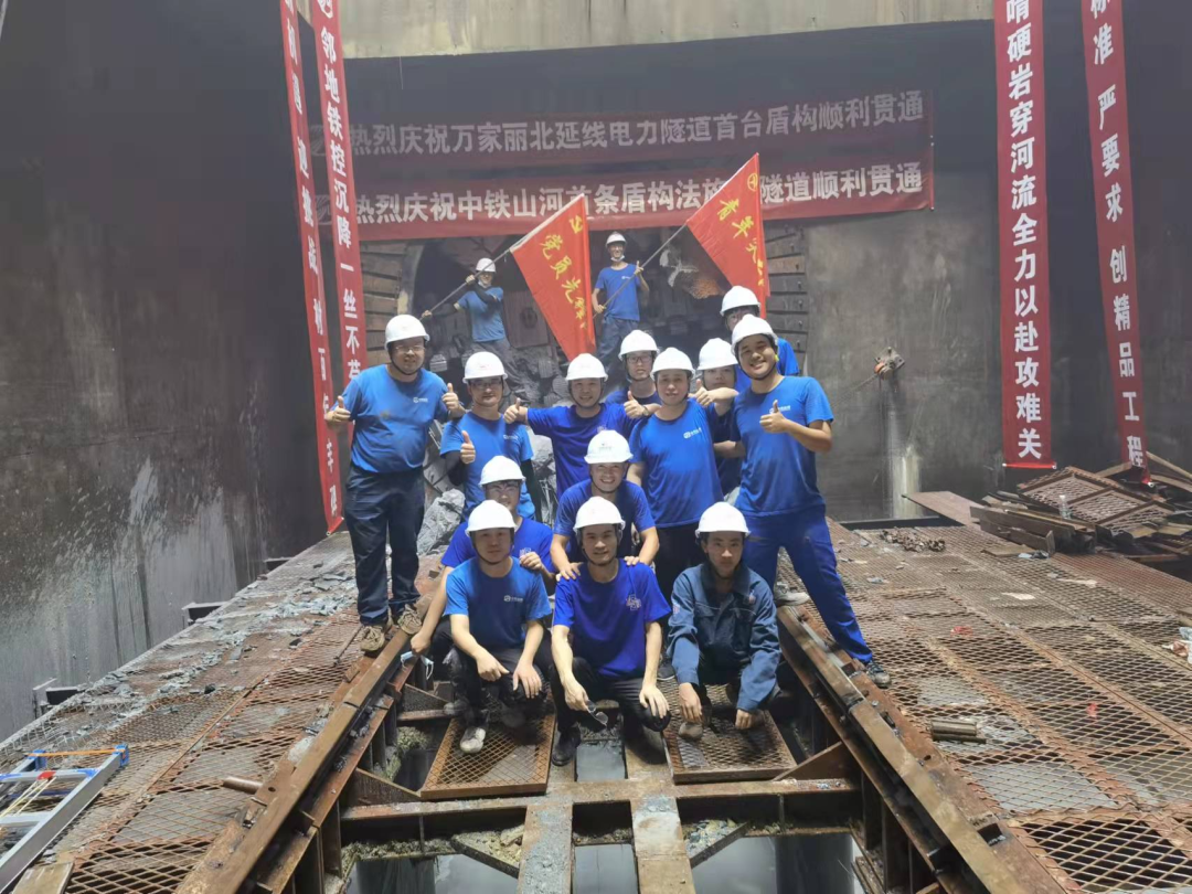 历时424天，，，，，，创下最高纪录！万家丽快速化刷新北延线（含电力隧道）全线意会