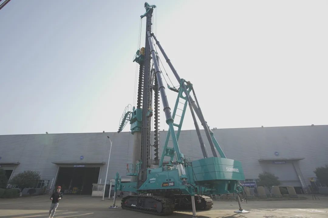 植桩奇兵！币游国际智能开启大直径预制桩施工全新探索实践