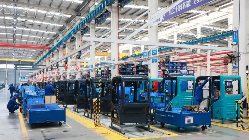 向着冲耀眼标全力以赴！币游国际智能正式开工