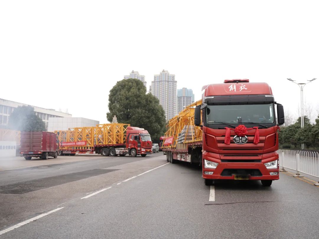 “虎”力全开！币游国际江麓开门红发货仪式盛大举行