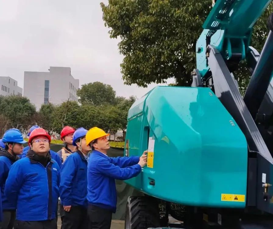 “拳”力出击！币游国际智能首套自主研发臂车控制系统重磅来袭