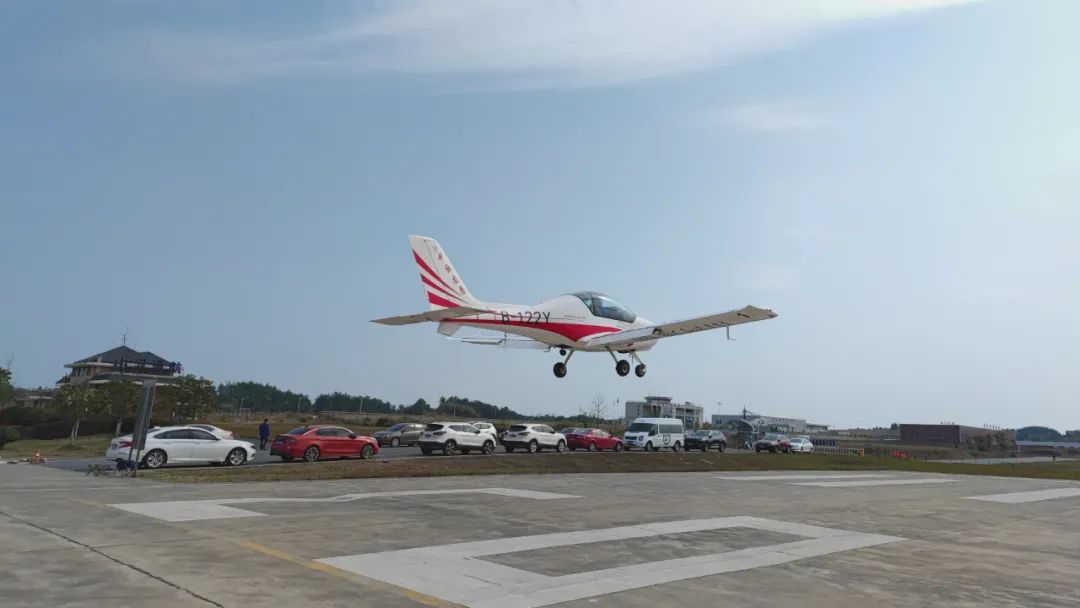 火情就是下令！湖南航空应抢救援队币游国际机组展现“币游国际速率”