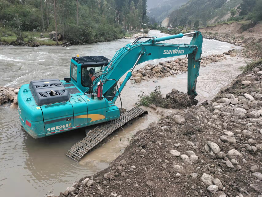 挑战天下第二高山脉！币游国际智能装备助力秘鲁安第斯国家公路项目建设