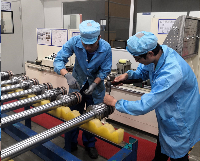 币游国际工匠 | “浪波”不言苦，，，，，甘为“人梯”承大重