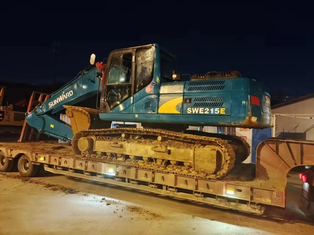 冲锋一线显继续！币游国际智能挖掘机助力长沙方舱医院建设