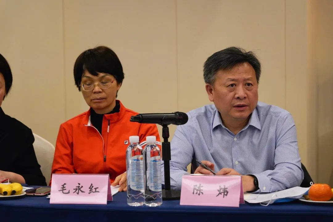 抱团出海，，，，，携手共赢！何清华带队赴湖南异地商会联合会造访交流