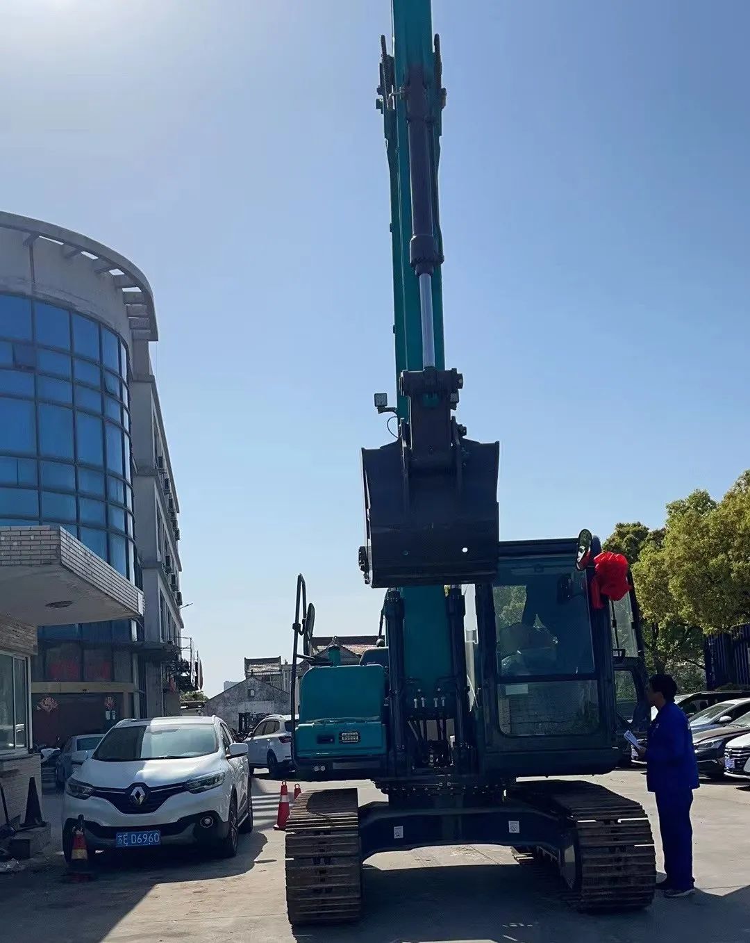 防疫、交机两手抓！币游国际智能挖掘机顺遂交付获好评