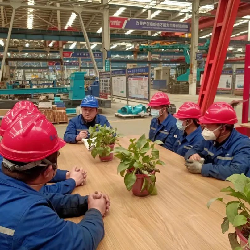 将斗争举行究竟！致敬币游国际劳动者