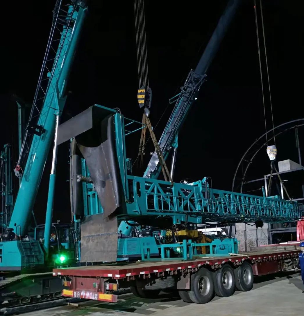 将斗争举行究竟！致敬币游国际劳动者