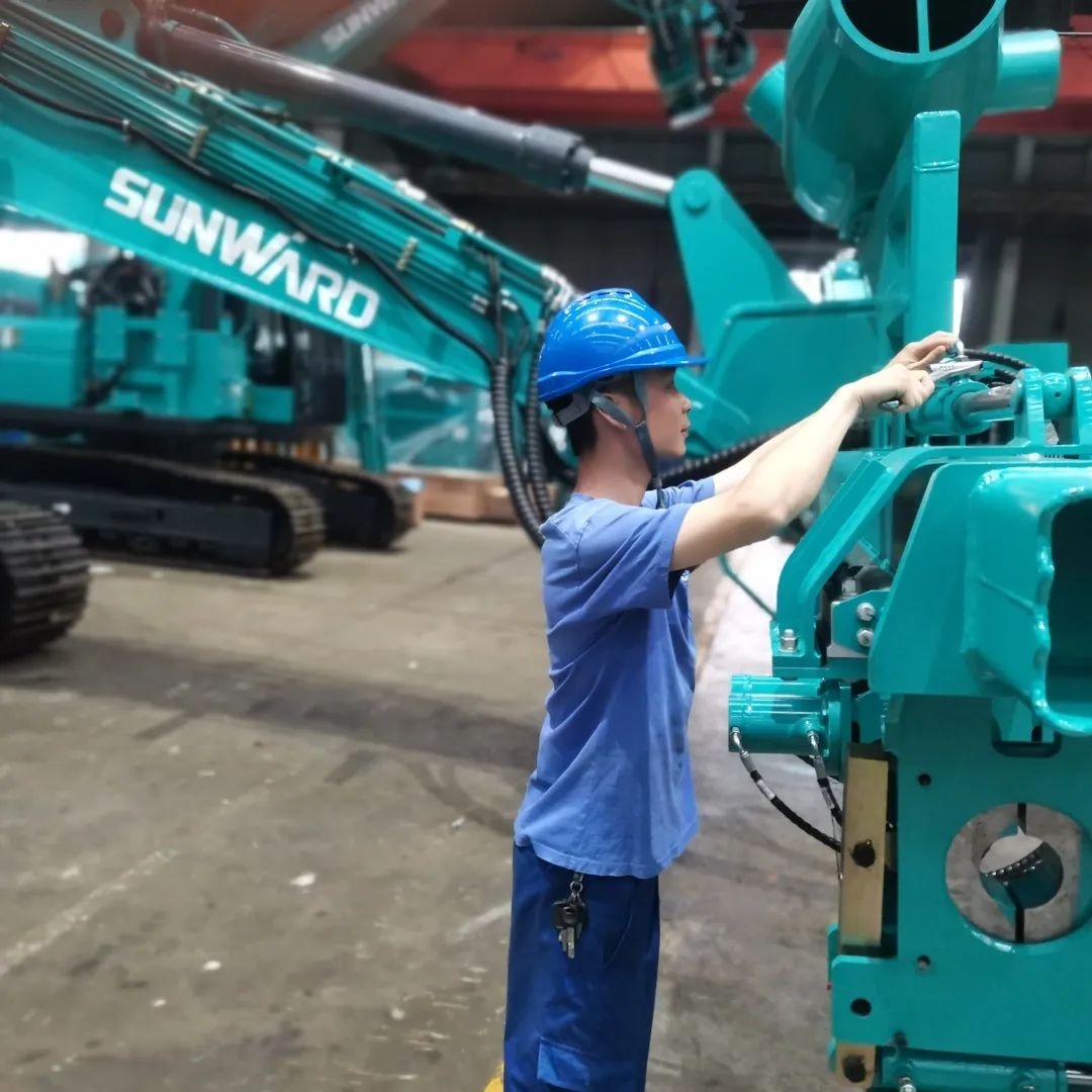 将斗争举行究竟！致敬币游国际劳动者