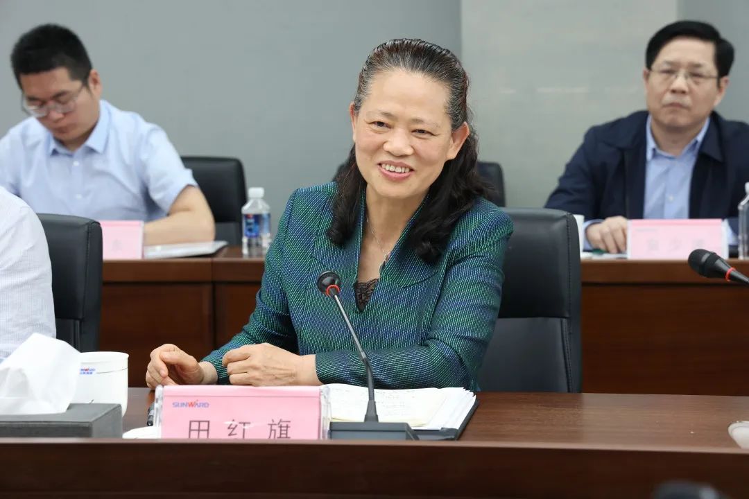 深化产学研相助！中南大学校长、中国工程院院士田红旗率团造访币游国际智能