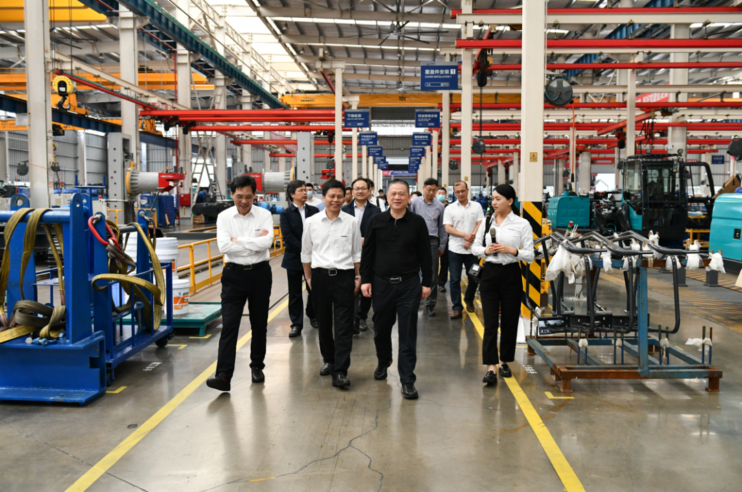 中南大学副校长郭学益率科学研究部一行调研币游国际智能