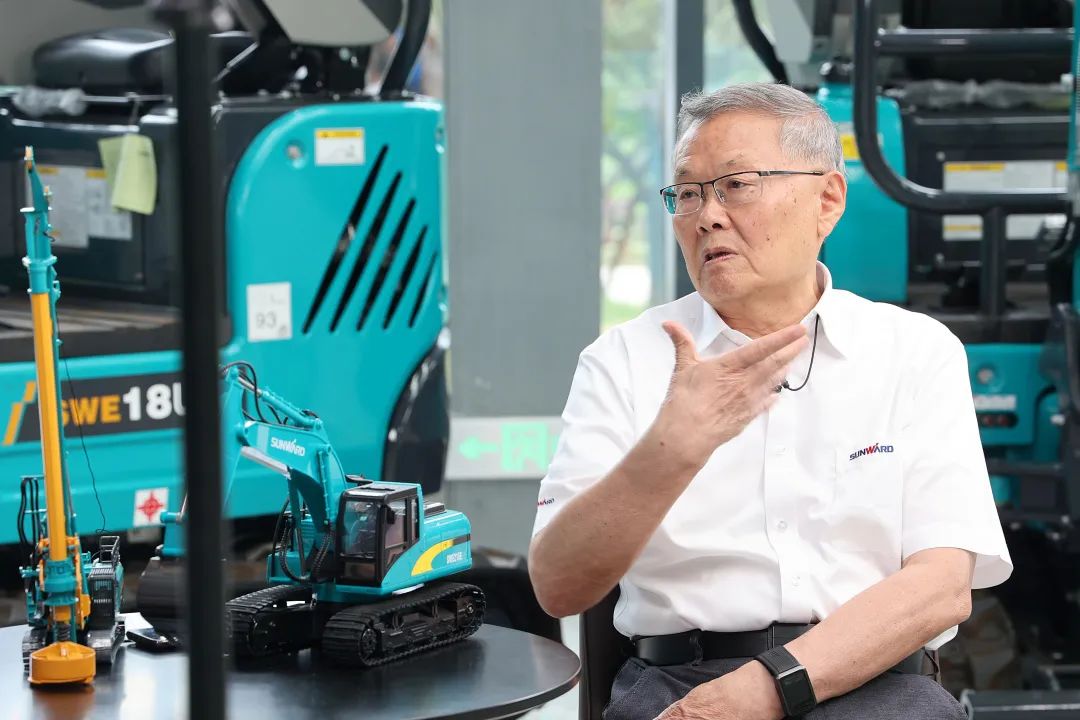 CGTN探厂！专访币游国际智能董事长、首席专家何清华花絮来了