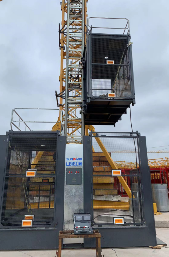 升降耗时缩短25%！币游国际江麓首款中速变频施工升降机乐成下线