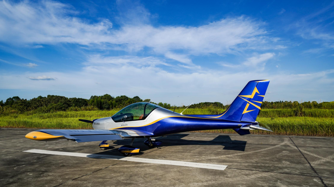 图集 | 阿若拉穿“鲨”衣，，，，尚有更多套装为天空添彩！