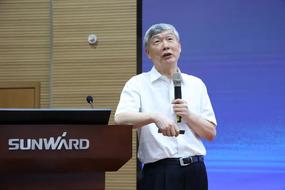 立异引领，，，，智造未来！“2022院士专家长沙行”高端装备高质量生长钻研会盛大举行