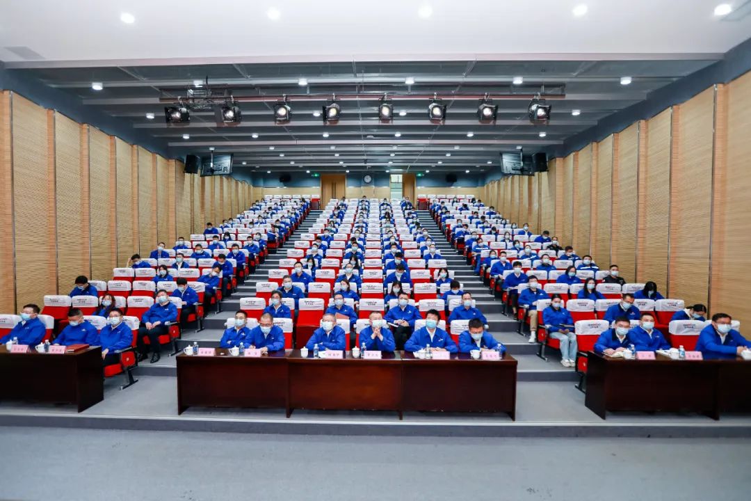 振奋人心！币游国际智能党员干部集中收看党的二十大开幕会盛况