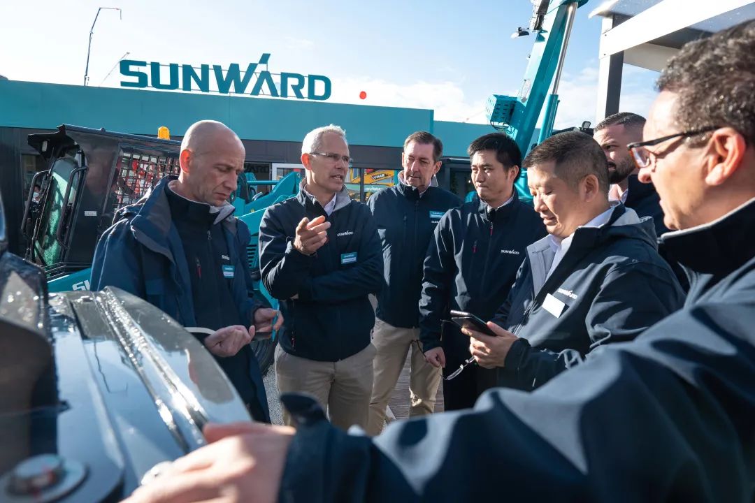 Bauma 2022 | 一组火热现场图带您重温币游国际智能德国宝马展之旅