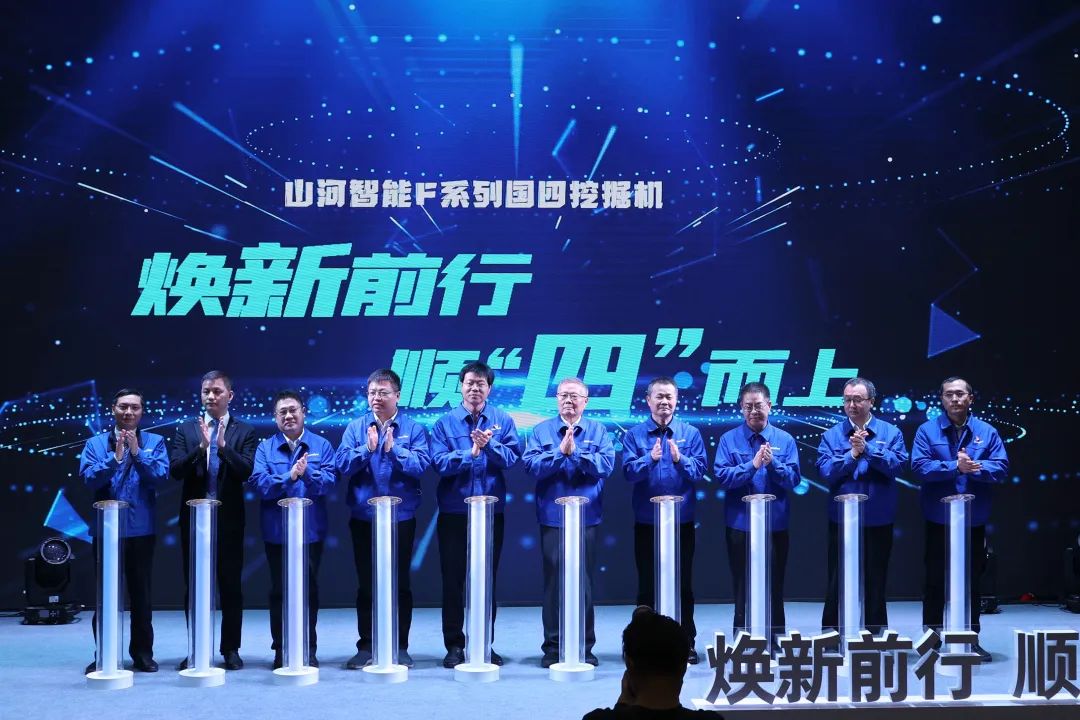 助力“双碳”目的！币游国际智能集中宣布F系列国四挖掘机