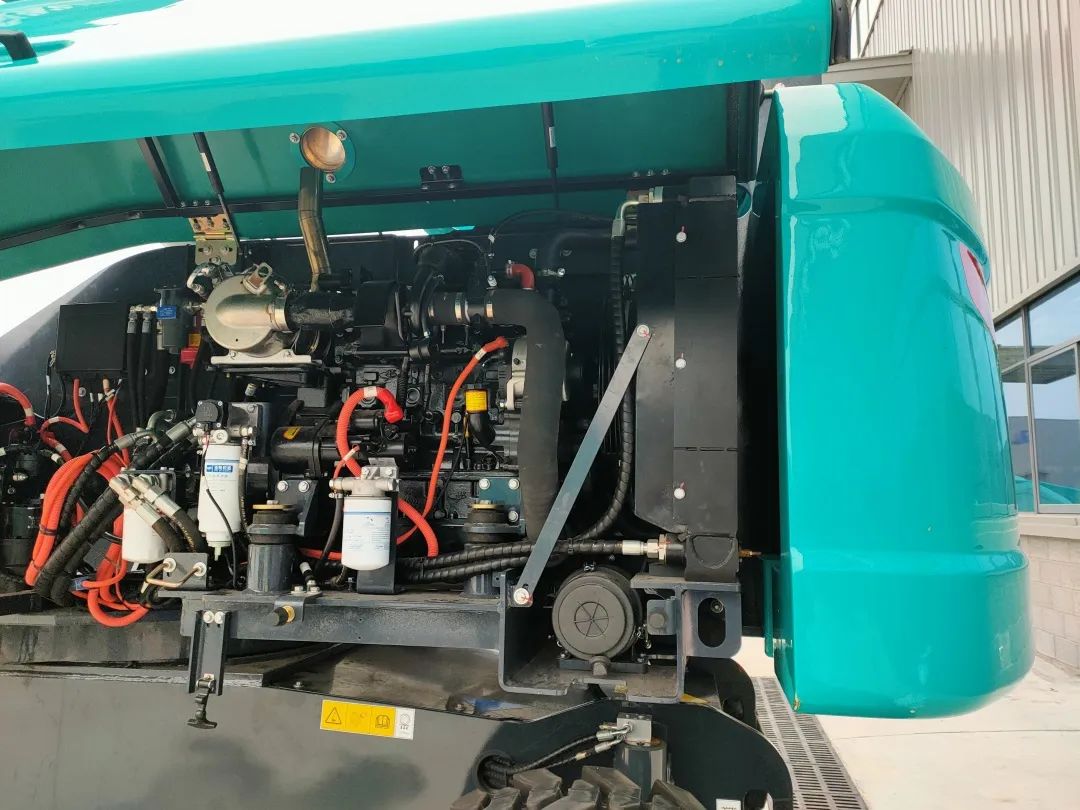 无需扩桥！币游国际智能国四款32米直臂式高空作业平台乐成下线