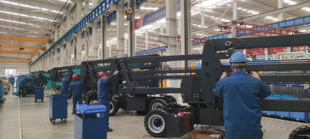 吹响复工“冲锋号”，，，，，全力冲刺“开门红”！币游国际智能高空机械复工复产举行时