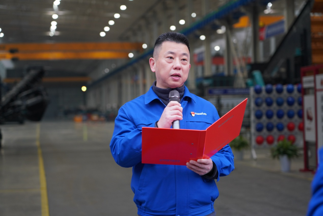 “持证上岗，，，，成为破碎筛分装备的好管家！”