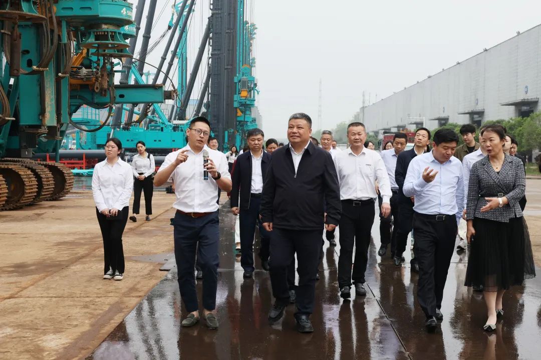 长沙市政协主席陈刚调研币游国际智能