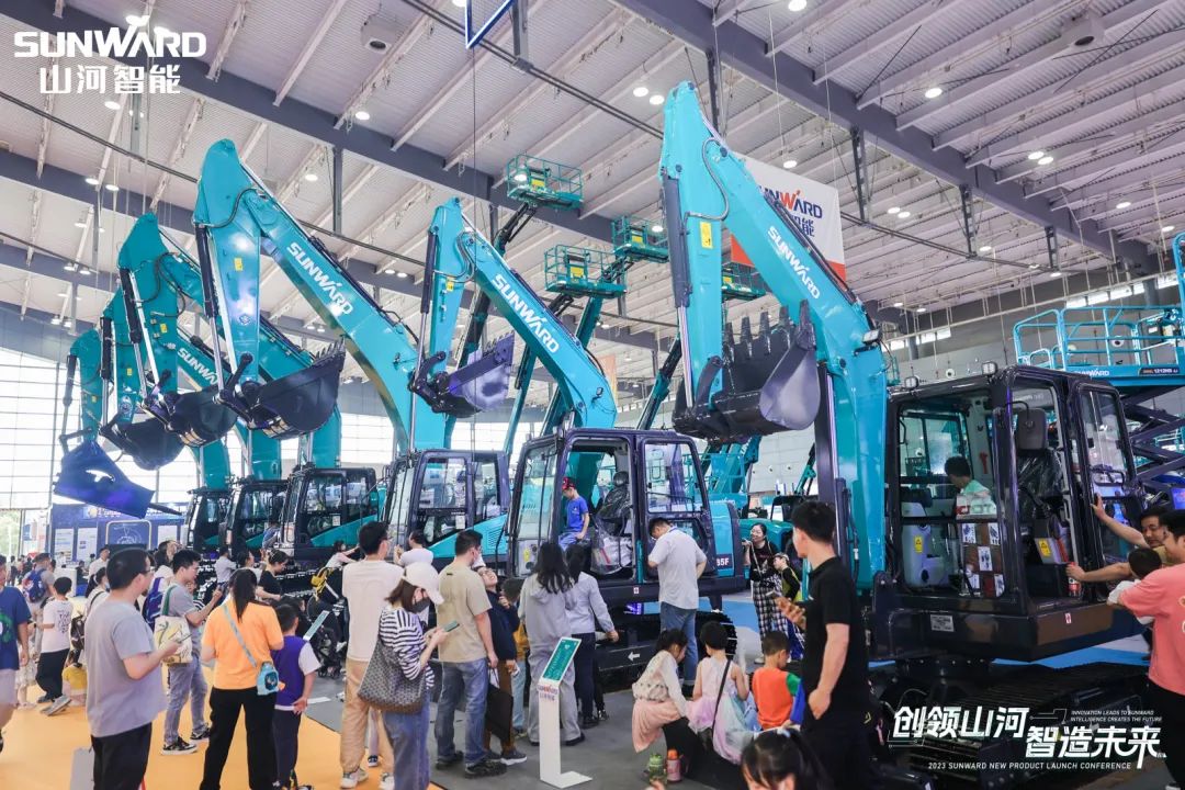 2023 CICEE | 全球工程机械盛会完善落幕！币游国际智能交出闪亮答卷