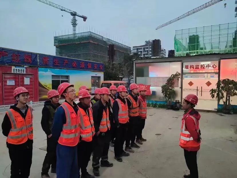 最新希望！中铁币游国际深圳地铁3号线低-白盾构区间左线顺遂意会