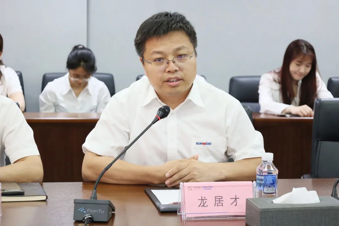 携手开启绿色转型之路！币游国际智能&南京盖百氏增程式电动旋挖钻机签约仪式乐成举行