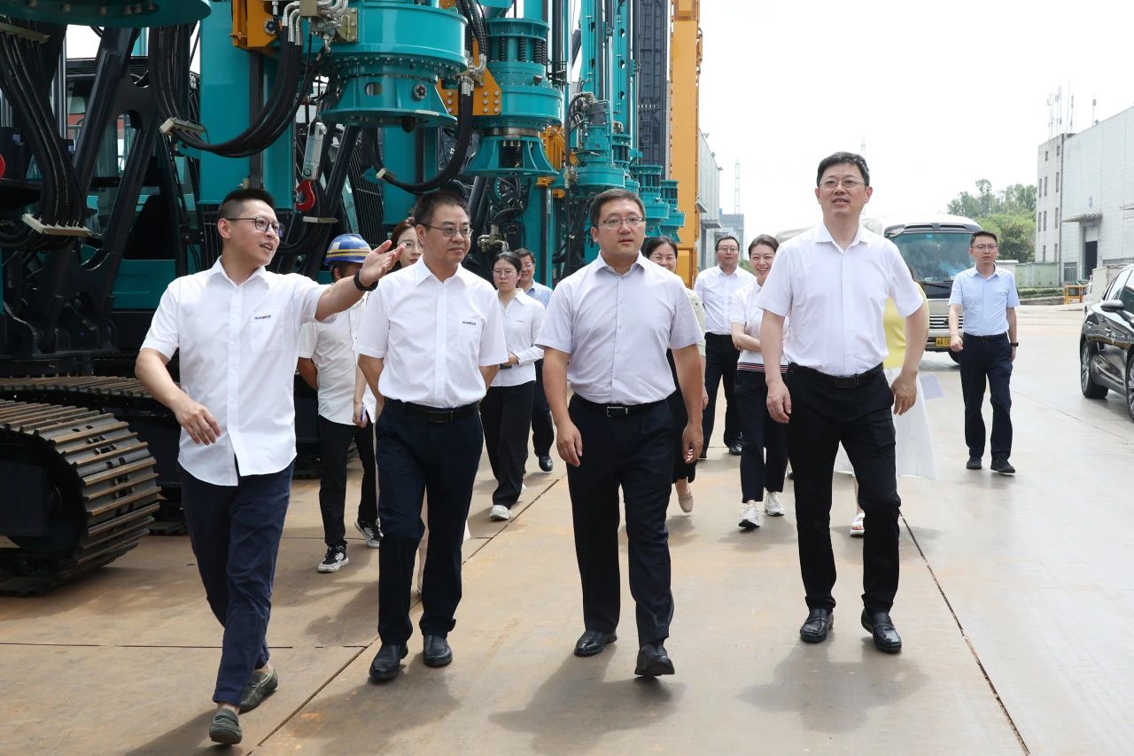 商务部自贸区港司调研币游国际智能