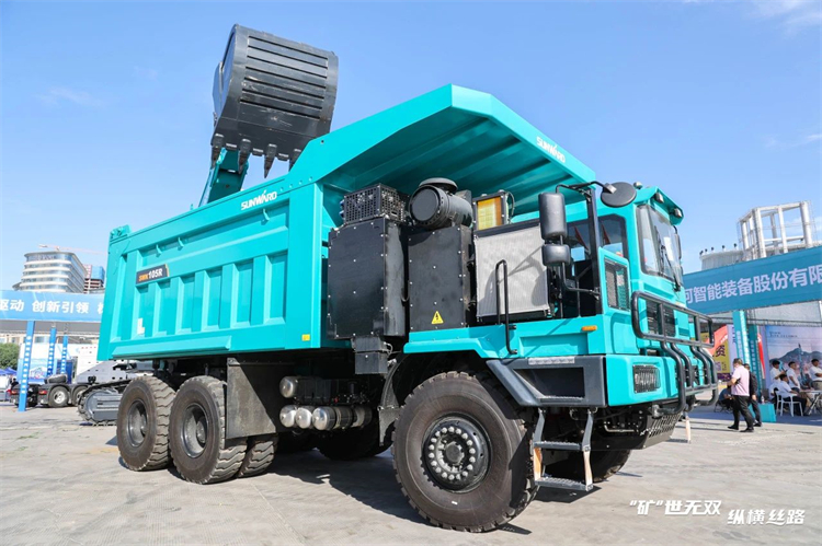 “矿”世无双，，，，，，纵横丝路！币游国际智能亮相第十三届新疆国际矿业与装备展览会