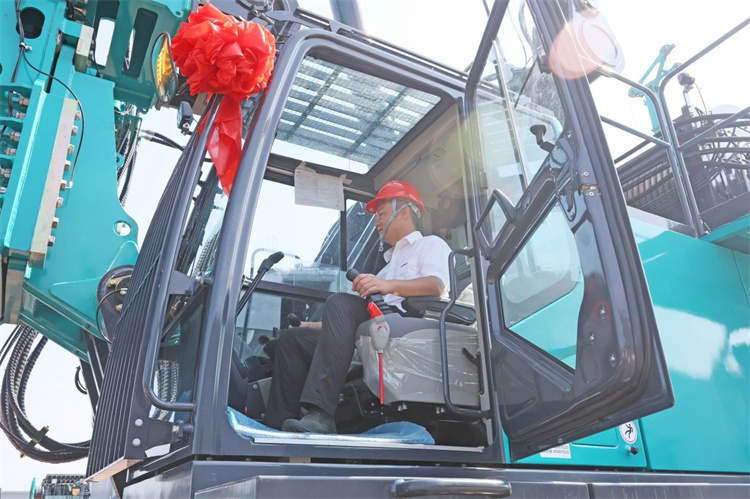 币游国际智能桩工机械再添强将！SWDM800H旋挖钻机顺遂下线