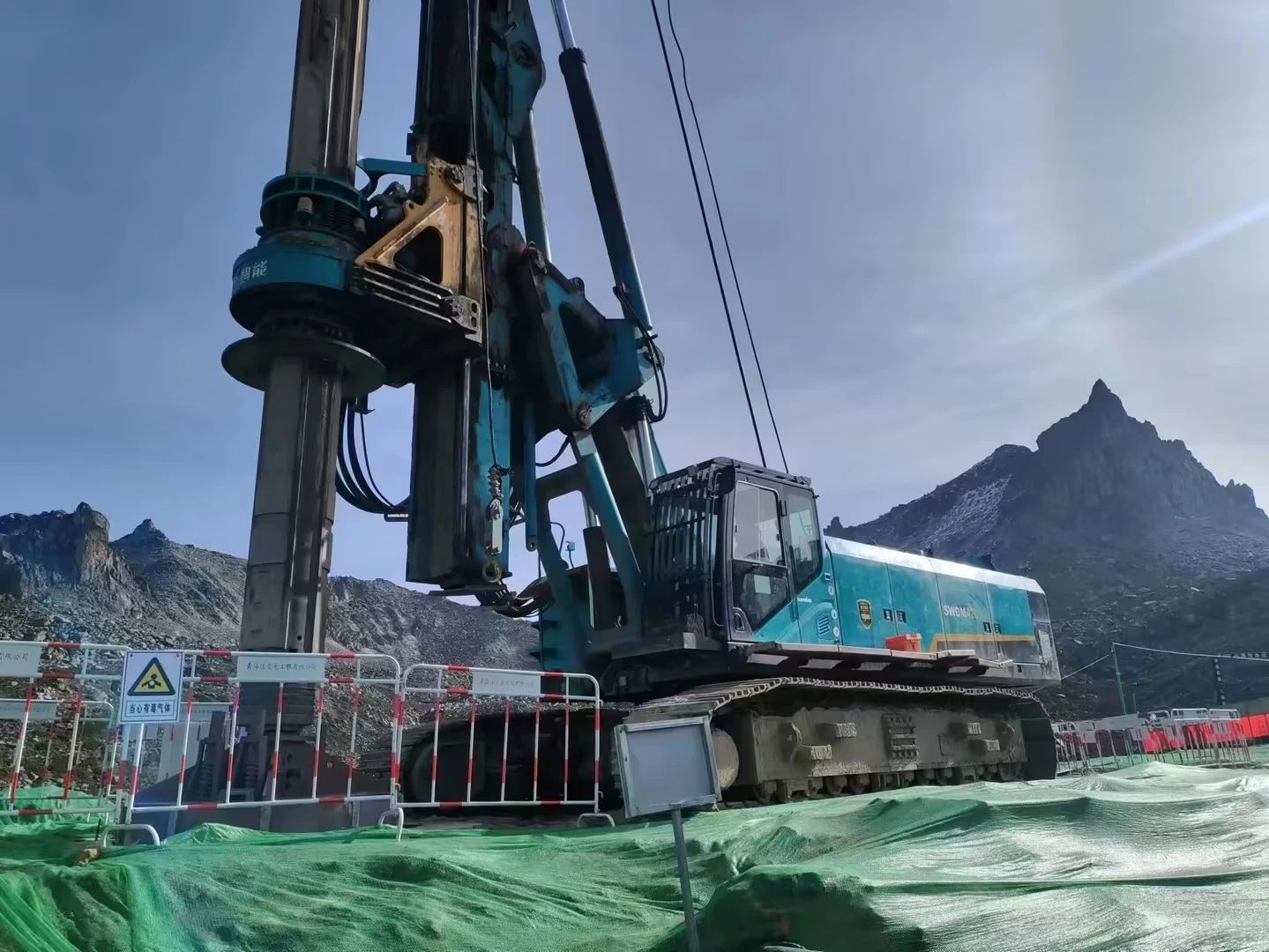 助力天下最高海拔特高压直流输电工程，，，币游国际智能旋挖钻机展现硬核实力