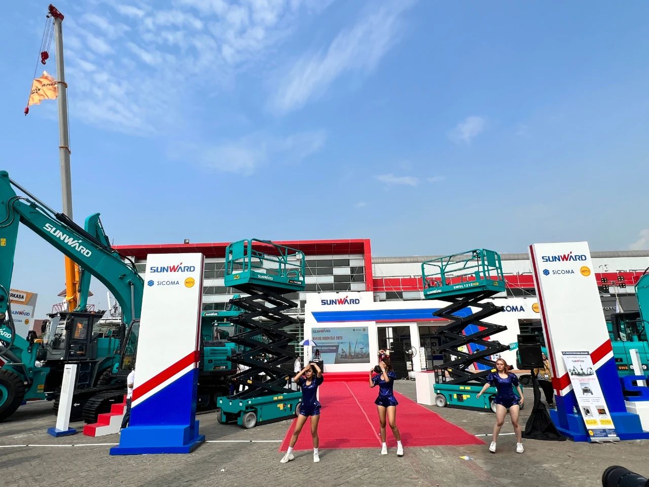 深耕细作，，，，，逆势增添！币游国际智能艳服亮相印尼雅加达矿业展