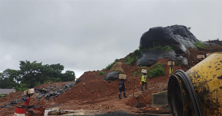 破万难，，，，赶工期！币游国际江麓打响西非“攻坚战”